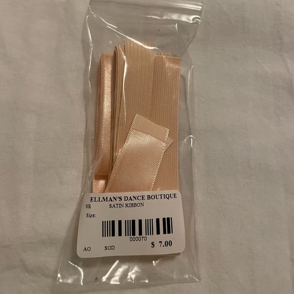 Victory Flex Pointe Shoes with ribbon and elastics - Women’s size 5.5 - Picture 2 of 5